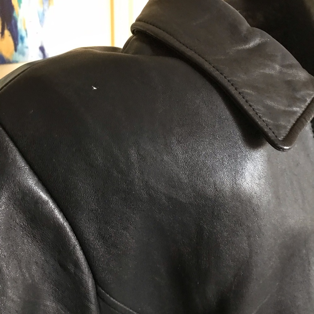 HOST PICK Liz Claiborne Black Leather Jacket w/zipper closure tiny blemish Sz. M - Picture 2 of 11